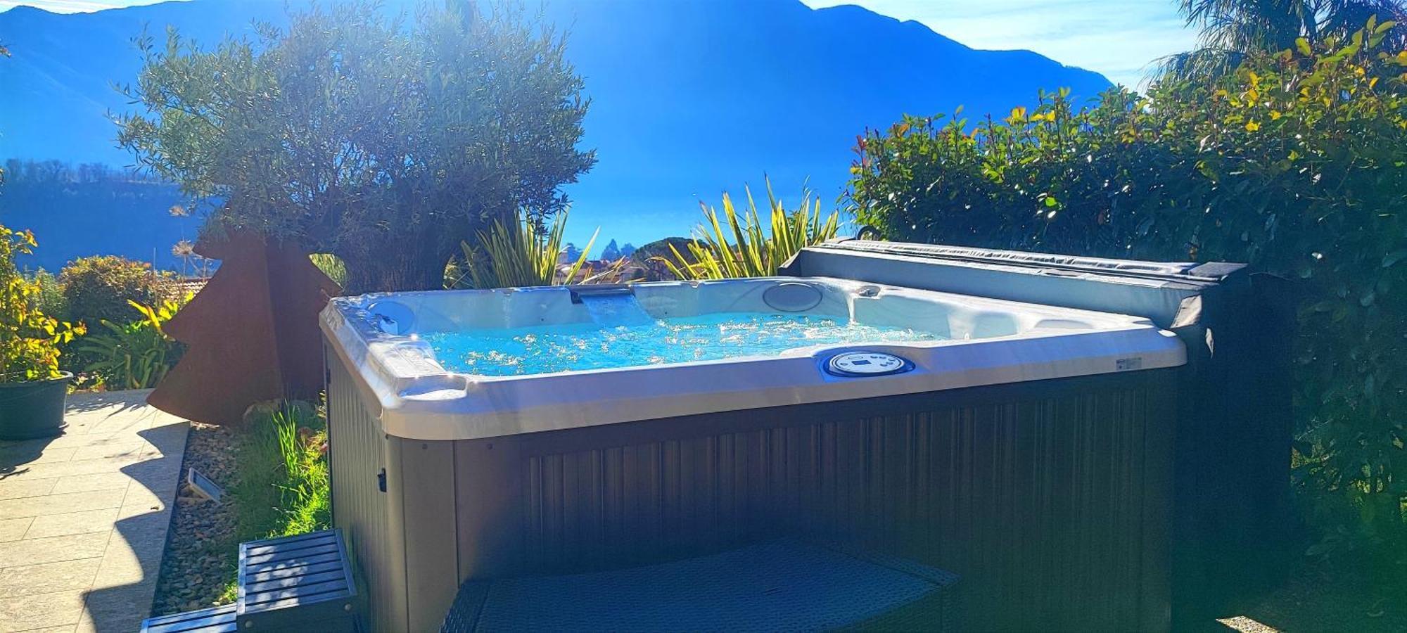 Magic Garden With Jacuzzi-Pool And Luxury Lake Como View Ленно Екстер'єр фото